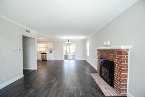 1341 W 21st St, Merced, CA 95340 photo 4