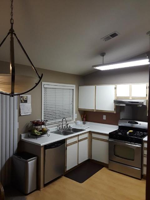 2124 Ustick Rd, Modesto, CA 95358 photo 4