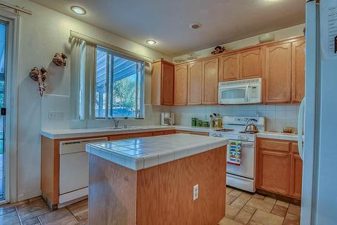 725 Blausanne Ln, Manteca, CA 95337 photo 10
