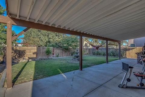 725 Blausanne Ln, Manteca, CA 95337 photo 18