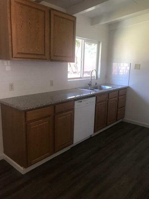 340 Edward Ave, Manteca, CA 95336 photo 2