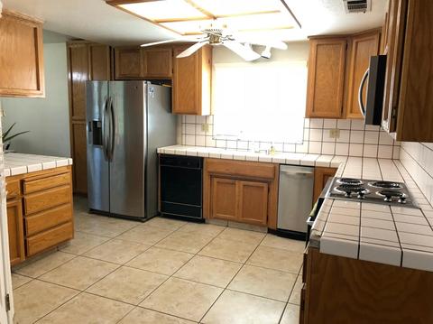 1904 Nutmeg Ct, Modesto, CA 95350 photo 5