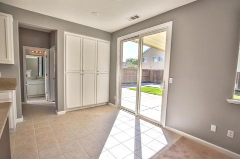1529 Swallow Tail Ln, Manteca, CA 95337 photo 12