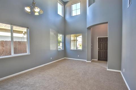 1529 Swallow Tail Ln, Manteca, CA 95337 photo 4