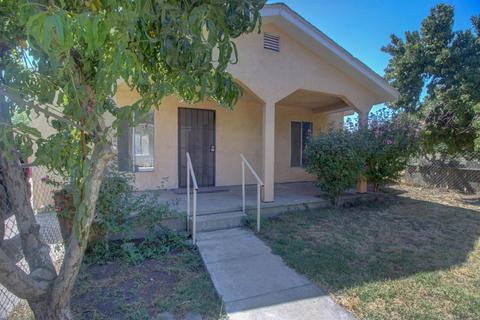 1517 Atlantic, Modesto, CA 95358 photo 1