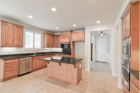 2358 Shadow Berry Dr, Manteca, CA 95336 photo 10