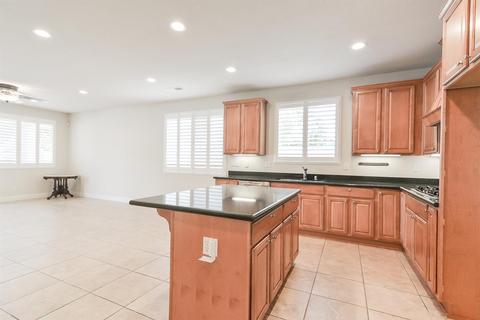 2358 Shadow Berry Dr, Manteca, CA 95336 photo 7