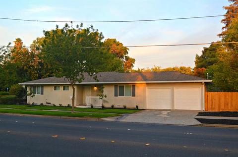 2440 R St, Merced, CA 95340 photo 1