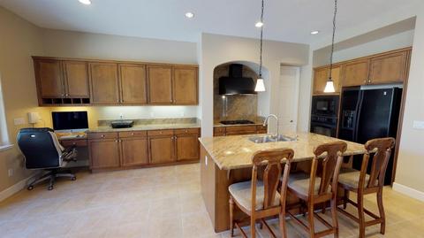 2033 Fairway Oaks Dr, Ripon, CA 95366 photo 11