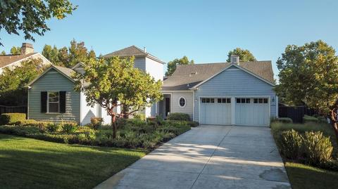 2033 Fairway Oaks Dr, Ripon, CA 95366 photo 1