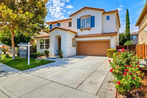 2143 Photinia Dr, Tracy, CA 95376 photo 2