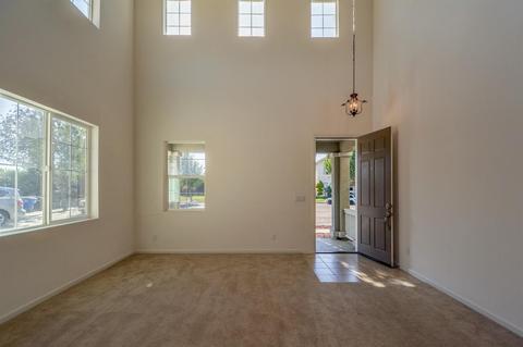 354 Anemone Ct, Patterson, CA 95363 photo 3