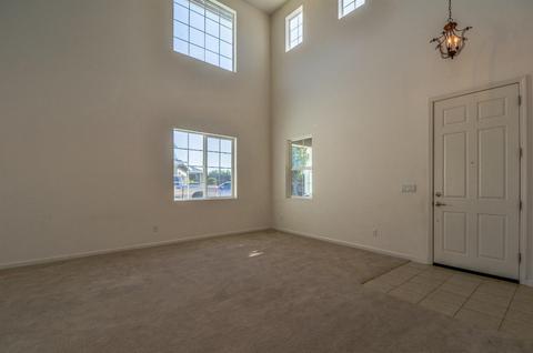 354 Anemone Ct, Patterson, CA 95363 photo 6