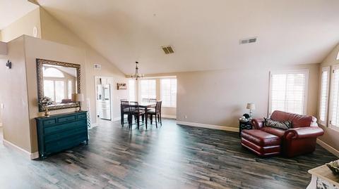 1566 E D St, Oakdale, CA 95361 photo 3
