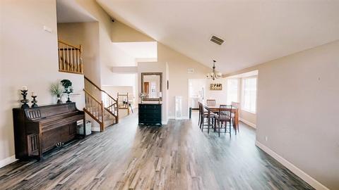 1566 E D St, Oakdale, CA 95361 photo 4