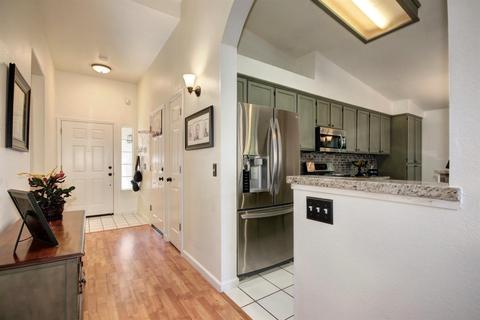 2138 Seahawk Ln, Lodi, CA 95240 photo 4