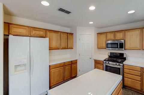 4265 Emmons Cir, Mather, CA 95655 photo 3