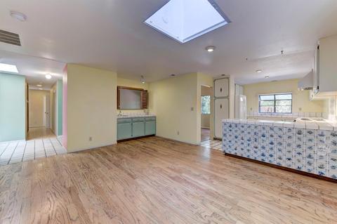 211 El Cajon Ave, Davis, CA 95616 photo 6
