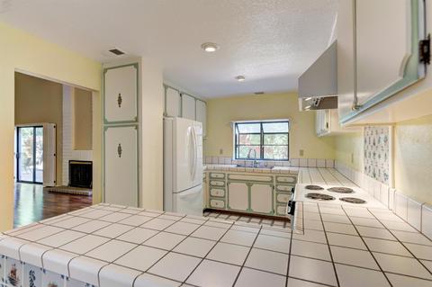 211 El Cajon Ave, Davis, CA 95616 photo 10