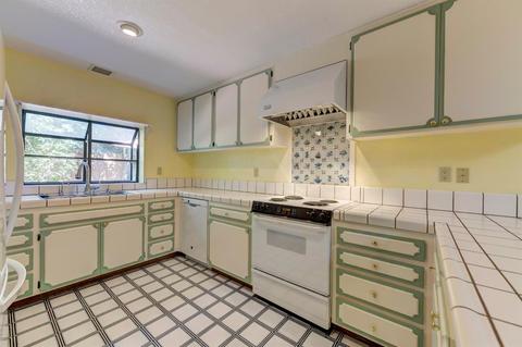 211 El Cajon Ave, Davis, CA 95616 photo 9