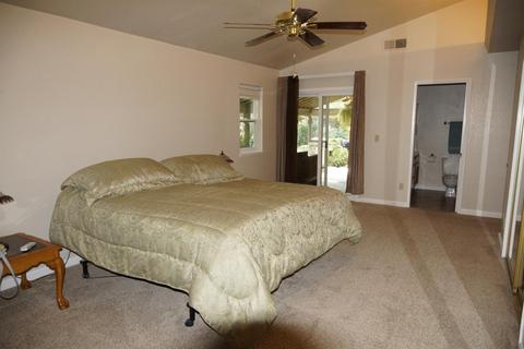 1920 Castleview Dr, Turlock, CA 95382 photo 19