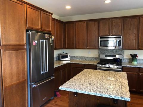 667 Town Sq, Lathrop, CA 95330 photo 4