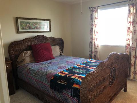 667 Town Sq, Lathrop, CA 95330 photo 8
