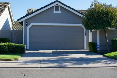 2208 Camborne Dr, Modesto, CA 95356 photo 1