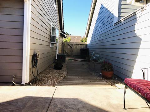2208 Camborne Dr, Modesto, CA 95356 photo 5