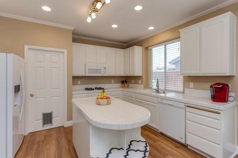 476 Otis Dr, Ripon, CA 95366 photo 8