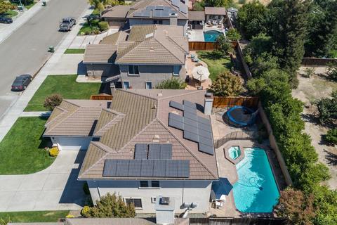 476 Otis Dr, Ripon, CA 95366 photo 3