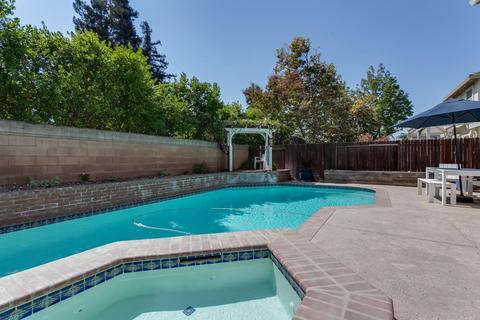 476 Otis Dr, Ripon, CA 95366 photo 5