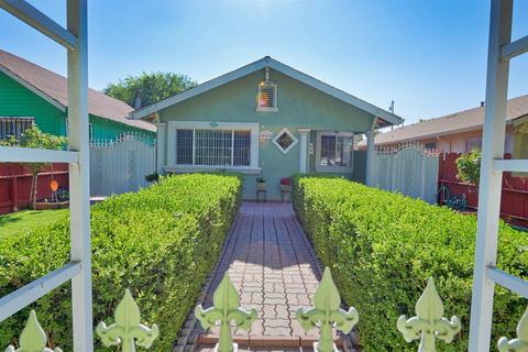 413 S 3rd St, Patterson, CA 95363 photo 2