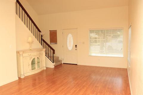 1117 Blane Ct, Modesto, CA 95358 photo 2