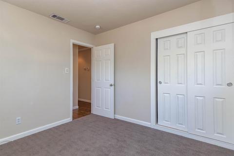 5610 Gibbons Dr, Carmichael, CA 95608 photo 14