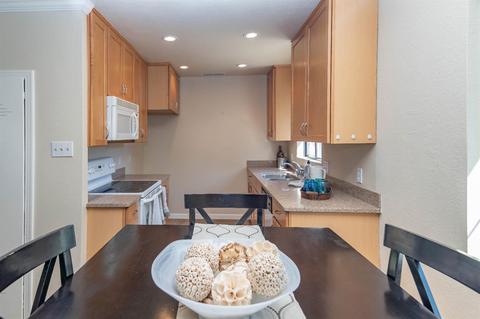5610 Gibbons Dr, Carmichael, CA 95608 photo 13