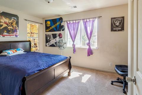 1349 Thoroughbred St, Patterson, CA 95363 photo 8