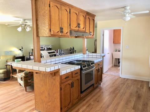 225 Flores, Manteca, CA 95336 photo 4