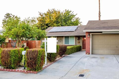 1911 Mcpeak Ct, Tracy, CA 95376 photo 2