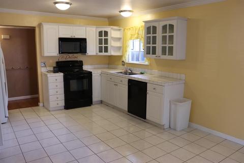 322 Coronado Way, Tracy, CA 95376 photo 4