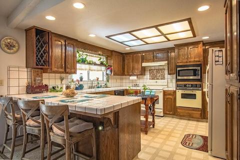 1504 Maplehill Rd, Modesto, CA 95350 photo 3