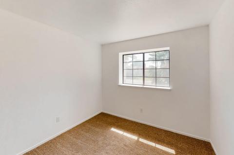 217 W E St, Galt, CA 95632 photo 12