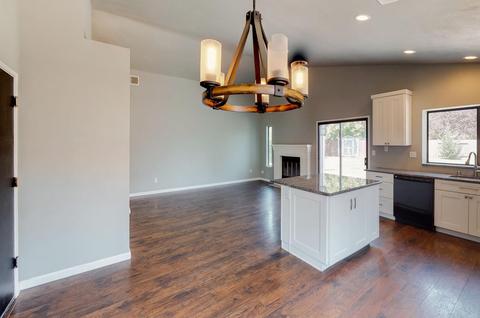 217 W E St, Galt, CA 95632 photo 7