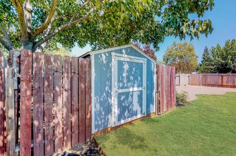 217 W E St, Galt, CA 95632 photo 17