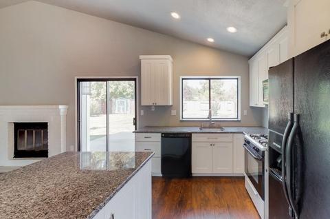 217 W E St, Galt, CA 95632 photo 6