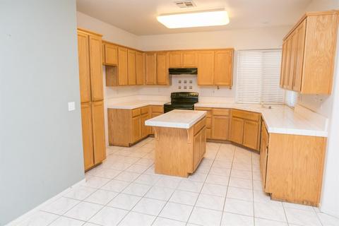 88 Primrose Ct, Tracy, CA 95376 photo 4