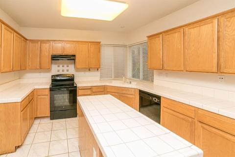 88 Primrose Ct, Tracy, CA 95376 photo 5