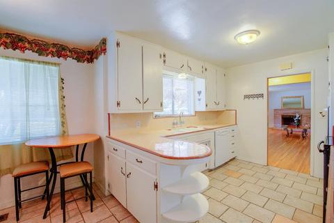 610 College Ave, Modesto, CA 95350 photo 7