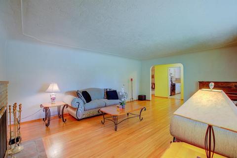 610 College Ave, Modesto, CA 95350 photo 4