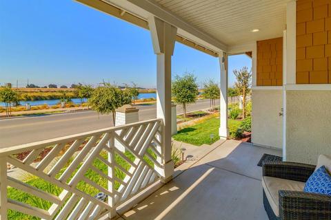 681 Lakeside Dr, Lathrop, CA 95330 photo 4